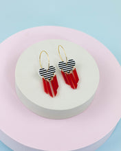 Cargar imagen en el visor de la galería, Fortaleza- pendientes de metacrilato GRL POWER