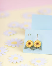 Cargar imagen en el visor de la galería, Girasolito - Colección Domingo