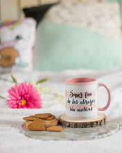 Cargar imagen en el visor de la galería, Taza coleccionable de Unicornio Aduchis a rallas