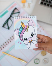 Cargar imagen en el visor de la galería, Libreta unicornio Aduchis arcoiris