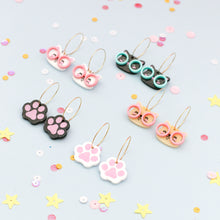 Cargar imagen en el visor de la galería, Pendientes Gatita blanca