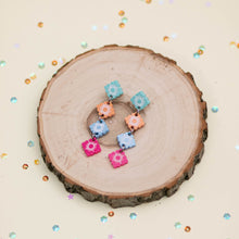 Cargar imagen en el visor de la galería, Pendientes Flower power - Viva la vida