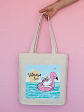 Cargar imagen en el visor de la galería, Tote bag beige de algodón unicornio Aduchis vitamin sea