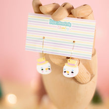 Cargar imagen en el visor de la galería, Pendiente muñeco de nieve