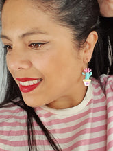 Cargar imagen en el visor de la galería, Pendientes Cactus abrázame