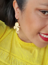 Cargar imagen en el visor de la galería, Caballito de mar dorado espejo