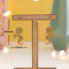 Cargar imagen en el visor de la galería, Caballito de mar dorado espejo