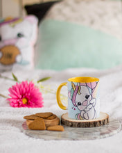 Cargar imagen en el visor de la galería, Taza coleccionable Unicornio Aduchis globos
