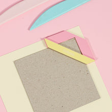 Cargar imagen en el visor de la galería, Escuadra de encuadernacion Duo Rosa Amarillo
