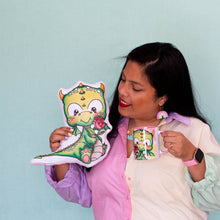 Cargar imagen en el visor de la galería, Taza &quot;Yo amo a mi dragón&quot; amarilla
